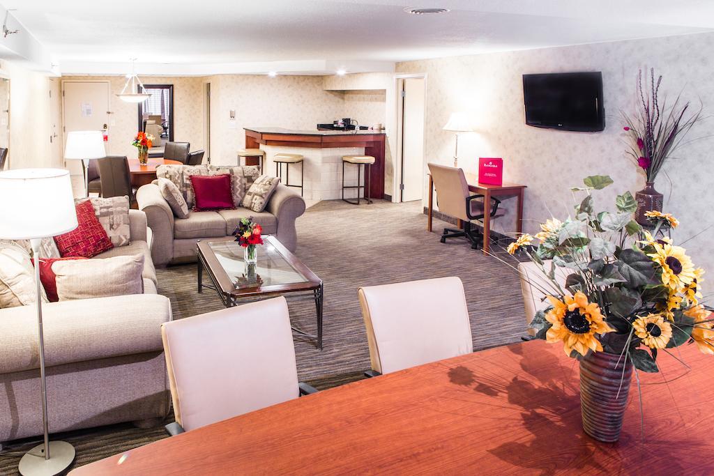 Courtyard By Marriott Toledo West Ξενοδοχείο Εξωτερικό φωτογραφία